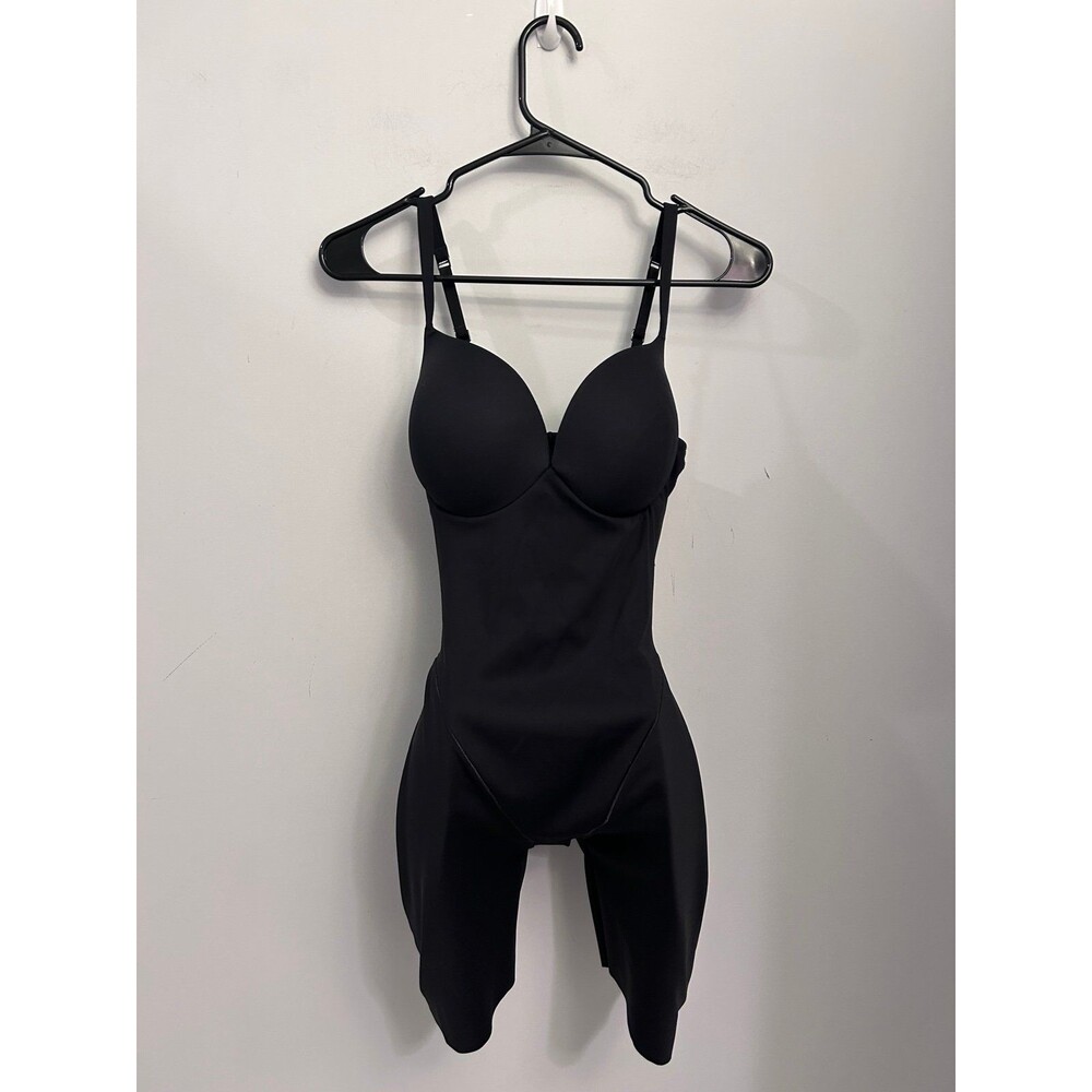 Skims  Ultimate Body Butt & Hip Enhancing Bodysuit onyx Medium New with Tags